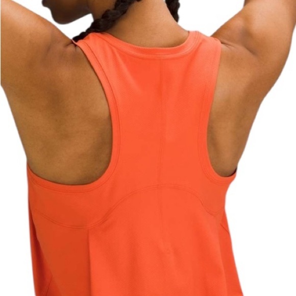 Lululemon Essential Tank Train in Warm Coral Size 0 - Picture 3 of 10